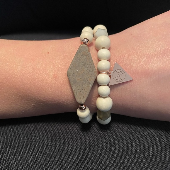 Gemstone Bracelet set - Picture 2 of 2